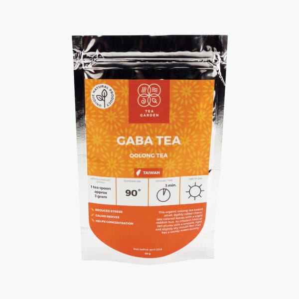 This organic oolong tea boasts small, tigthly rolled chocolate-colored leaves with a slight reddish hue. Its infusion hints at tart plums with a smooth, light and slightly dry mouth feel that has a woody-sweet quality. THE LEAVES MAY BE STEEPED MULTIPLE TIMES